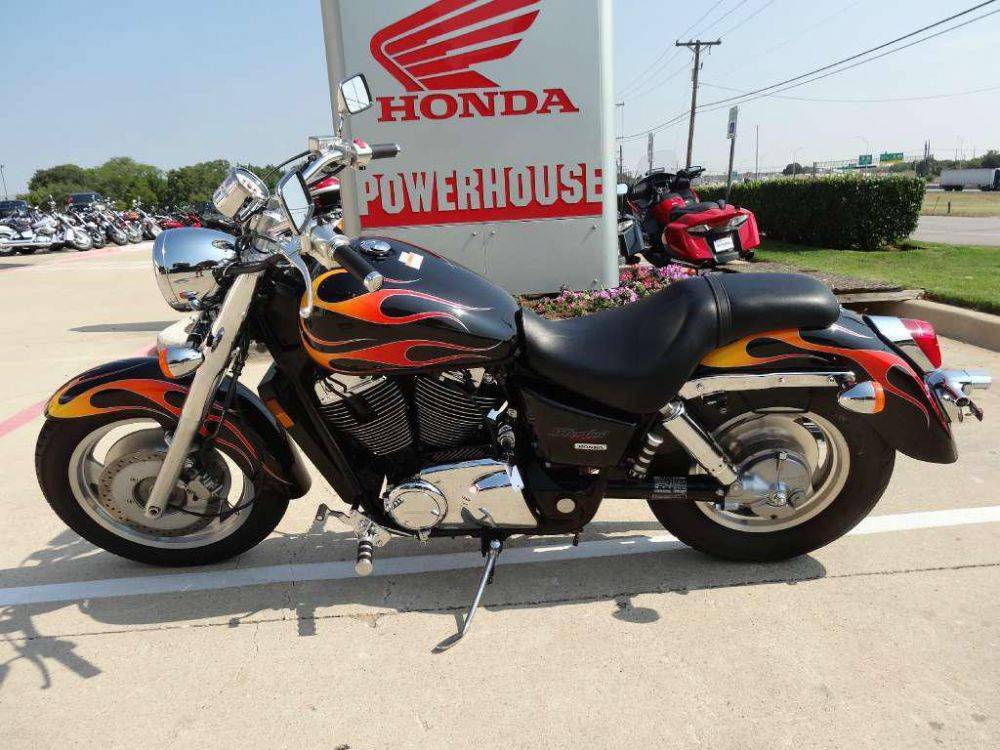 Honda vt1100 shadow: review, history, specs - bikeswiki.com, japanese motorcycle encyclopedia