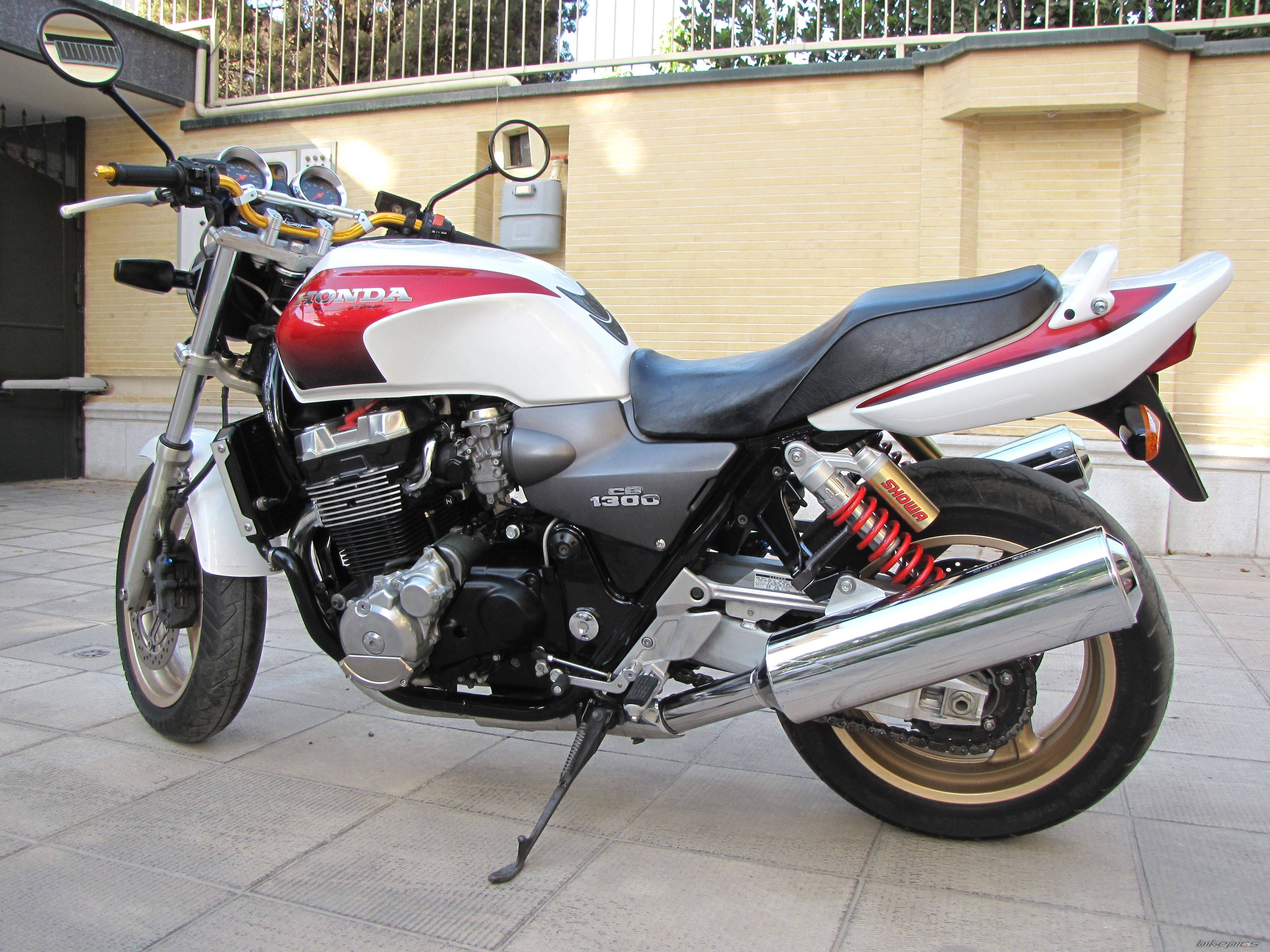 Honda cb1300 (cb1300sf): review, history, specs
