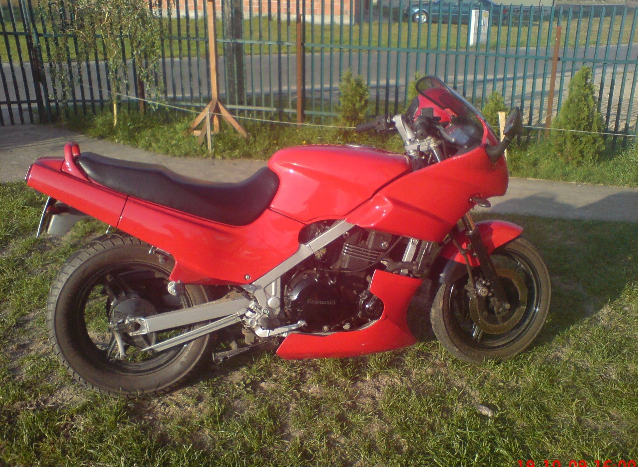Kawasaki zzr (кавасаки ззр) 400: обзор и технические характеристики мотоцикла