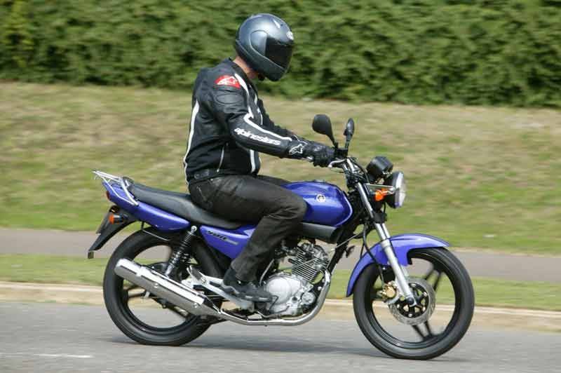 Yamaha ybr 125 великолепно подходит для начинающих мотоциклистов