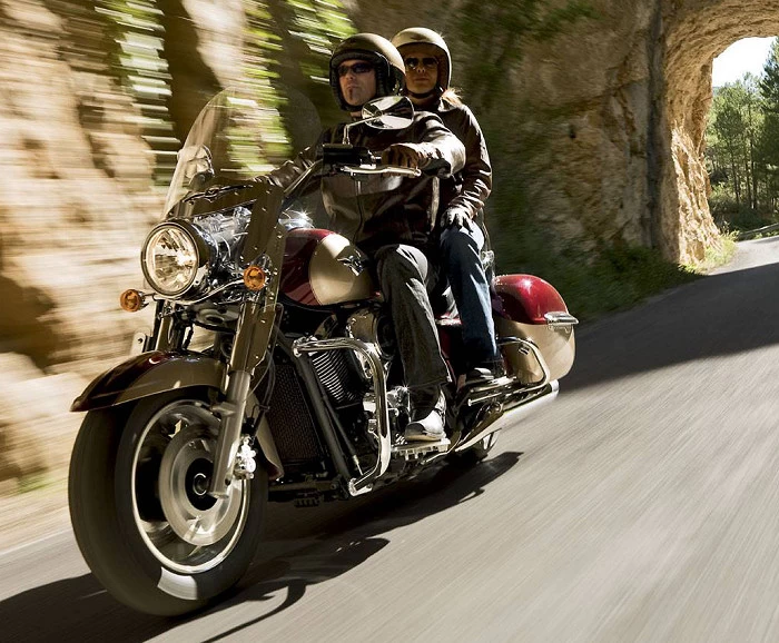 Обзор kawasaki vulcan 1700 classic, classic lt, nomad и voyager 2010 / kawasaki / байкпост