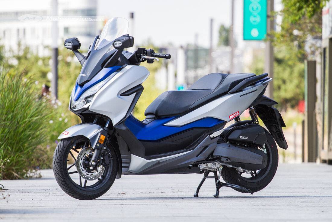 Компания honda выпускает на рынок новый скутер honda forza