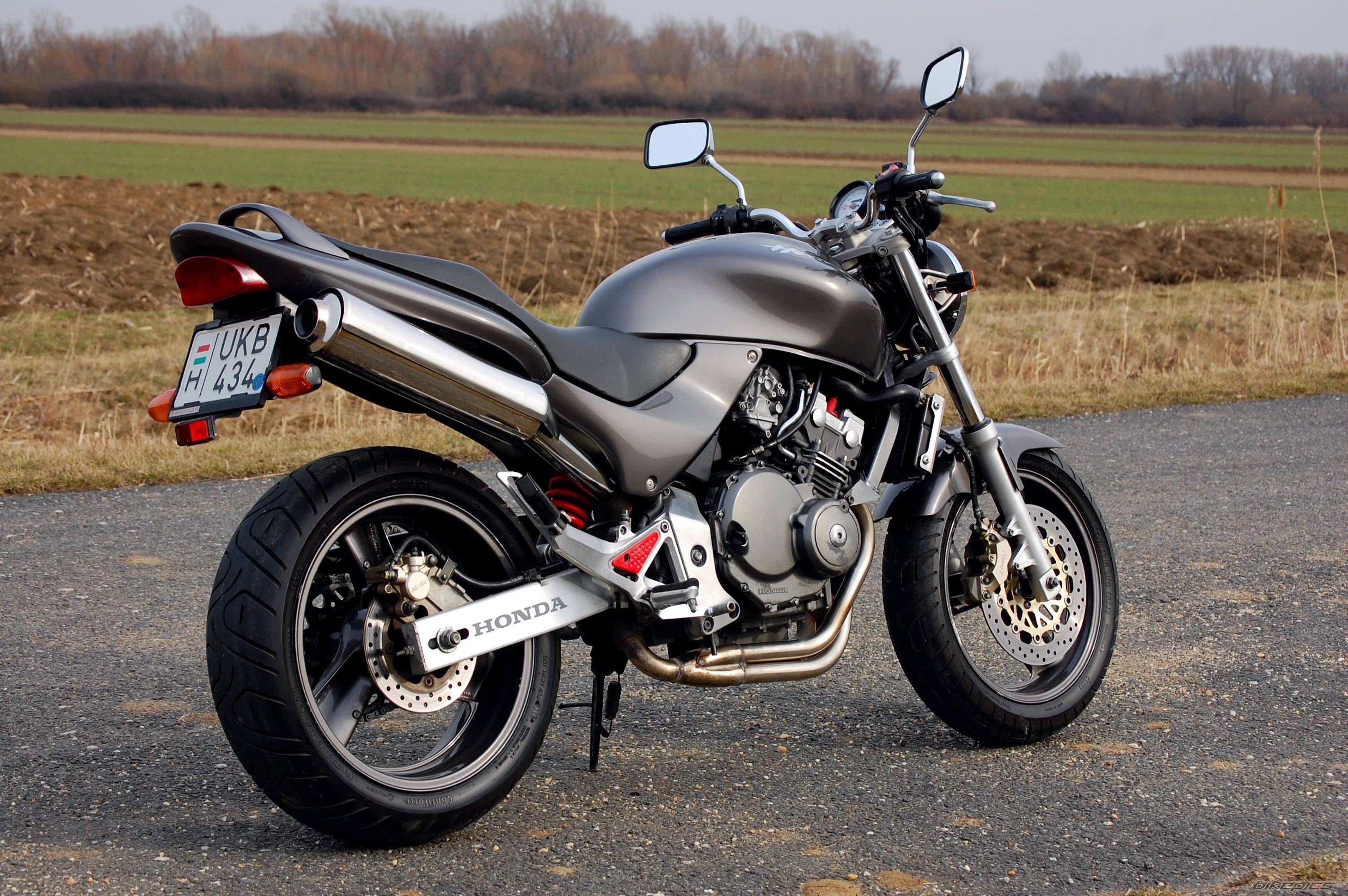 Мотоцикл honda cb250 f 2001: рассматриваем по полочкам