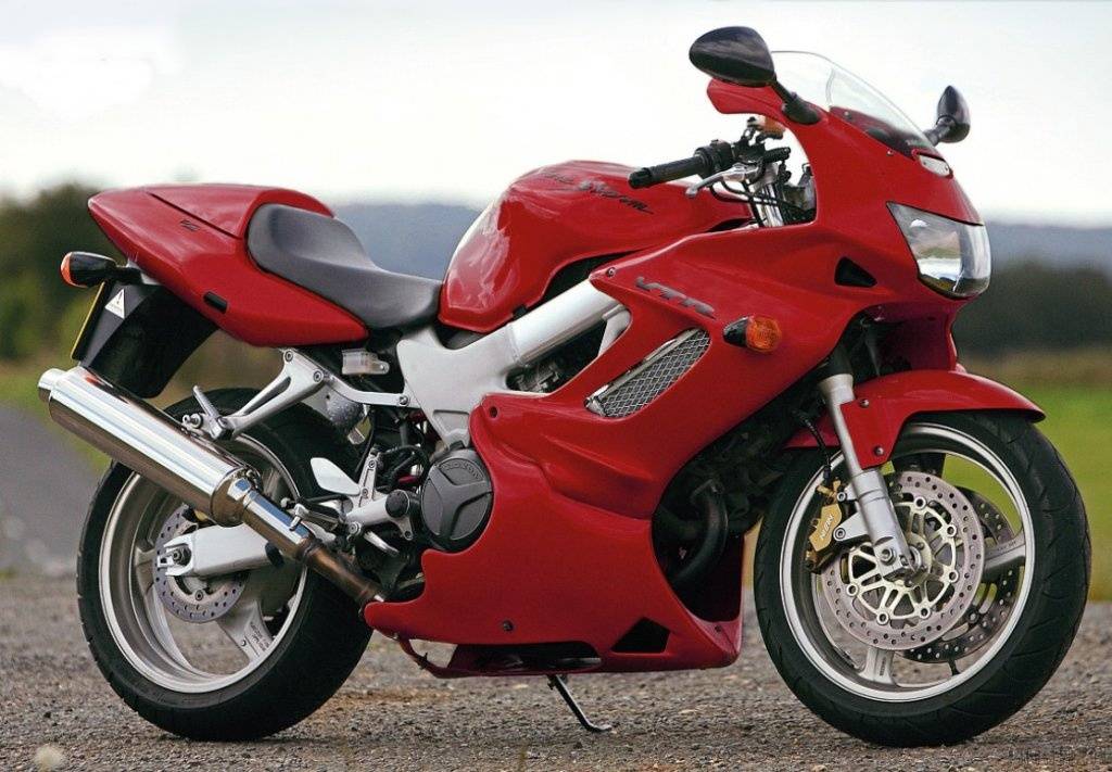 Мотоцикл honda vtr1000 f 2002: рассмотрим детально