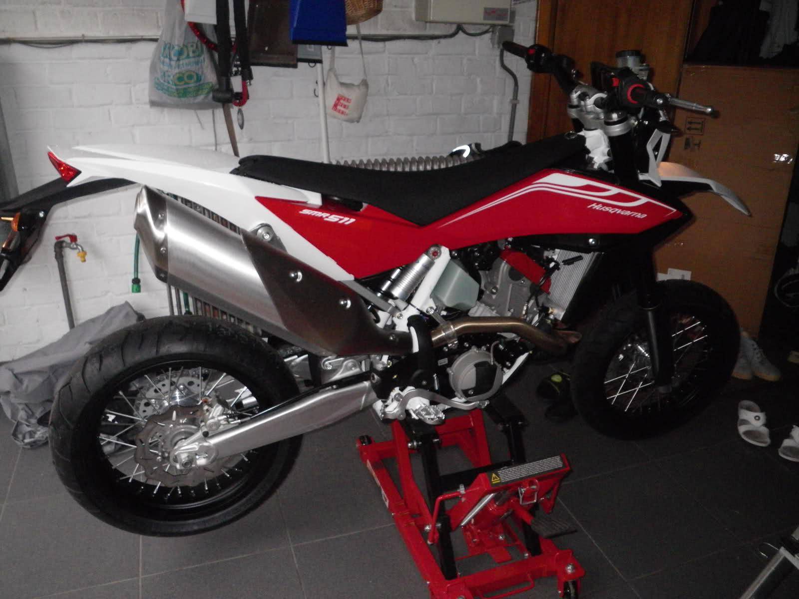 Motoriding.ru - mv agusta,husqvarna,супермото,sachs,bmw, - новый байк smr511 от husqvarna