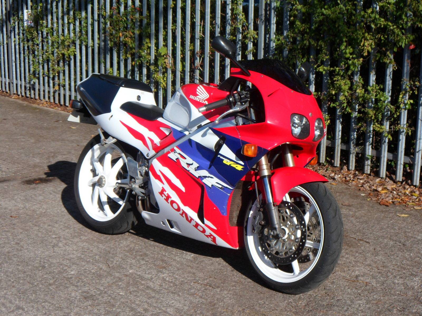 Honda rvf400 (vfr) — enduro.team