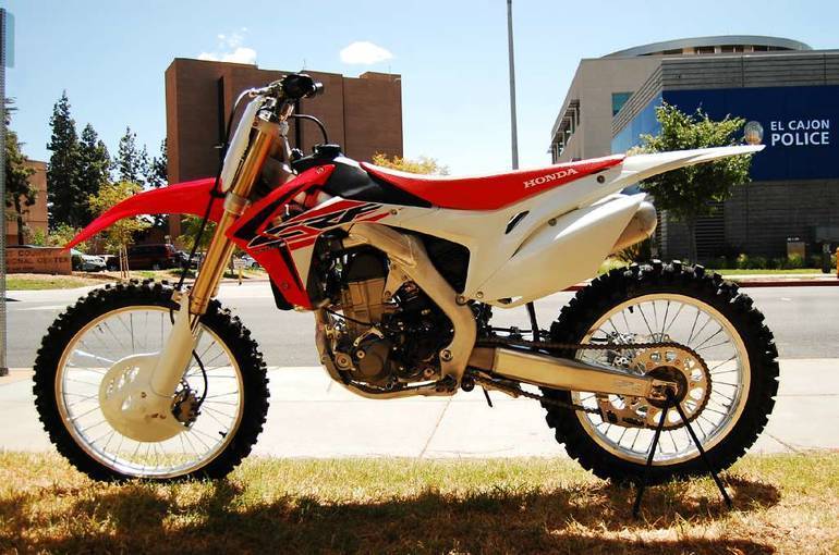 Первый взгляд! honda crf2021 450 года - новинка с головы до ног - журнал motocross action