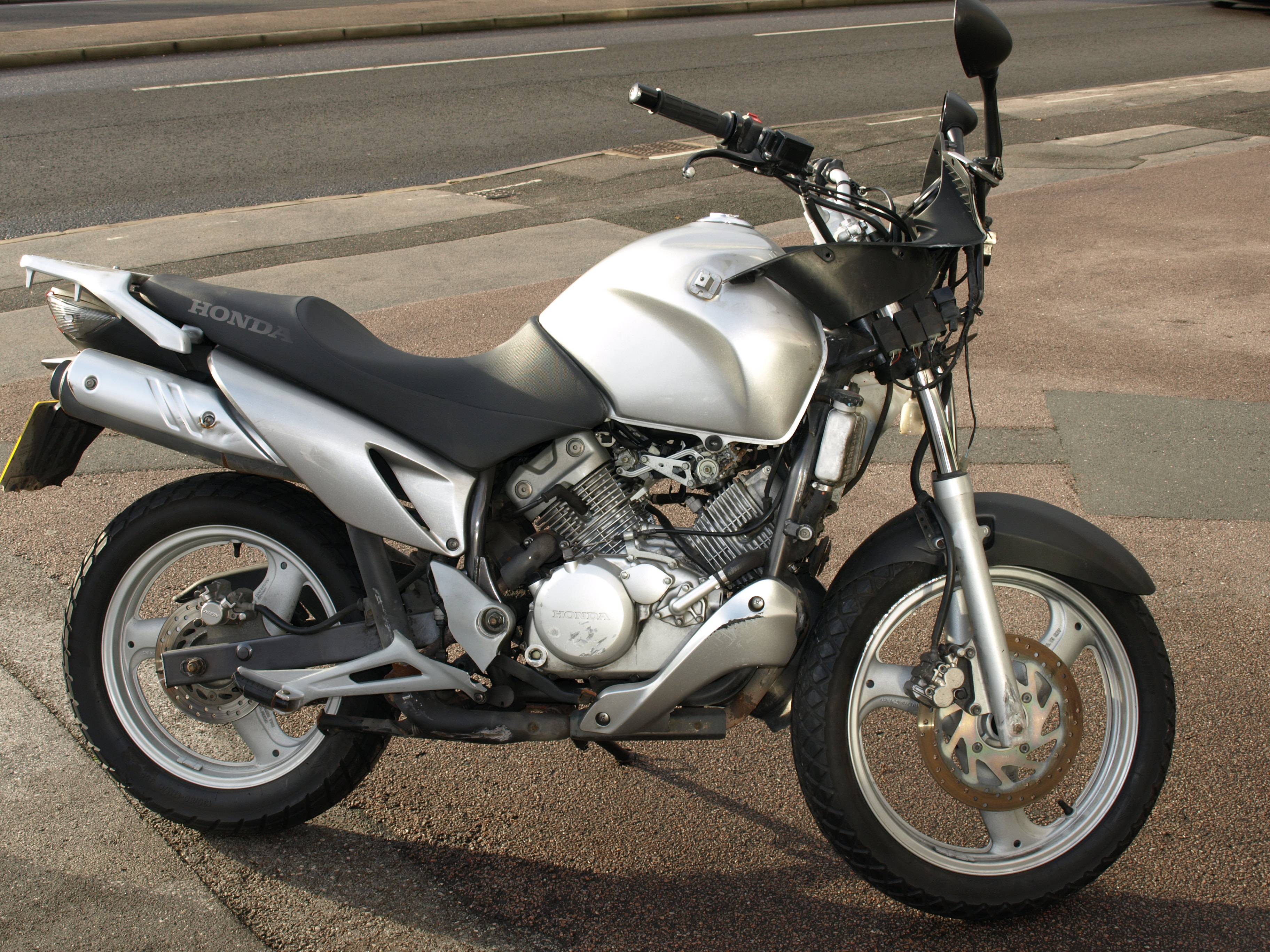 Мотоцикл honda xl 1000 v varadero — один из самых производительных туристических эндуро