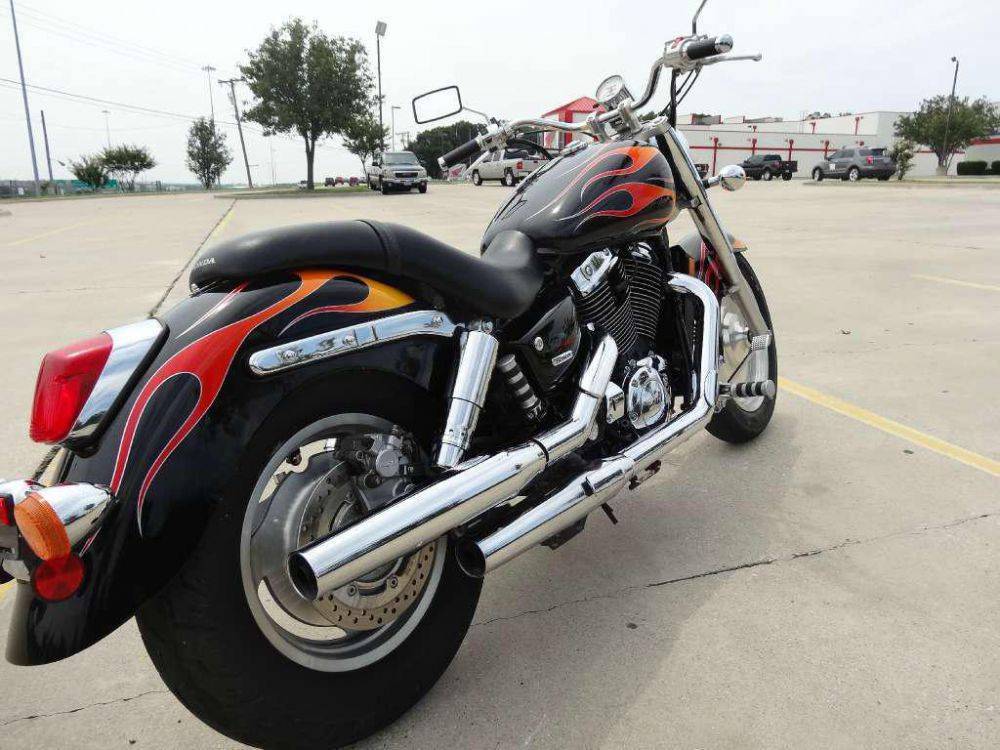 Honda shadow 1100: фото, обзор, характеристики, отзывы