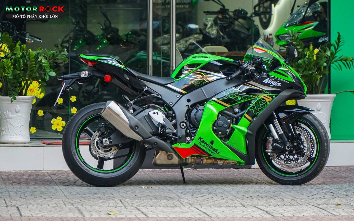 Kawasaki ninja zx-10r: review, history, specs - bikeswiki.com, japanese motorcycle encyclopedia