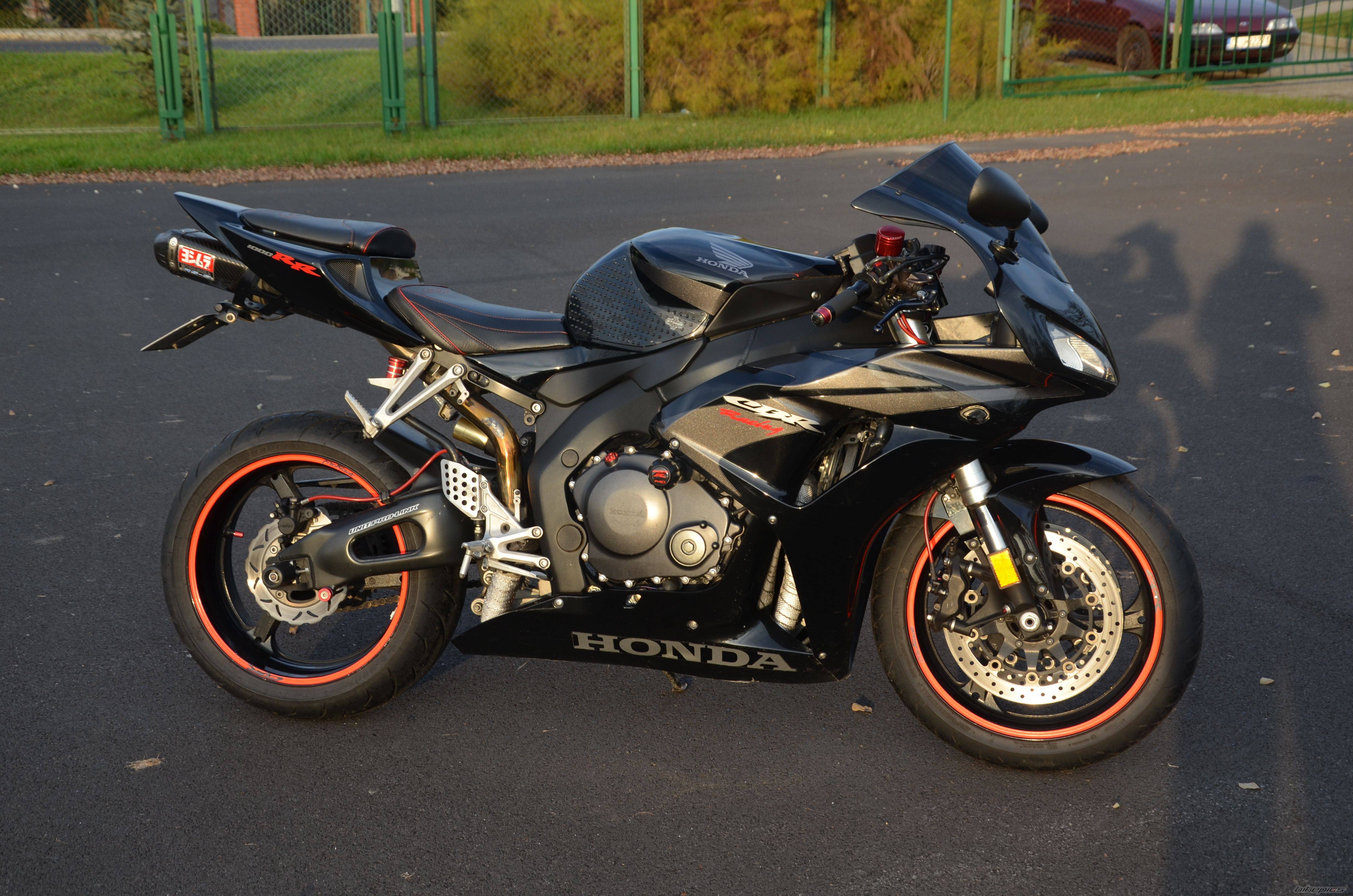 Honda cbr1000rr Fireblade черный