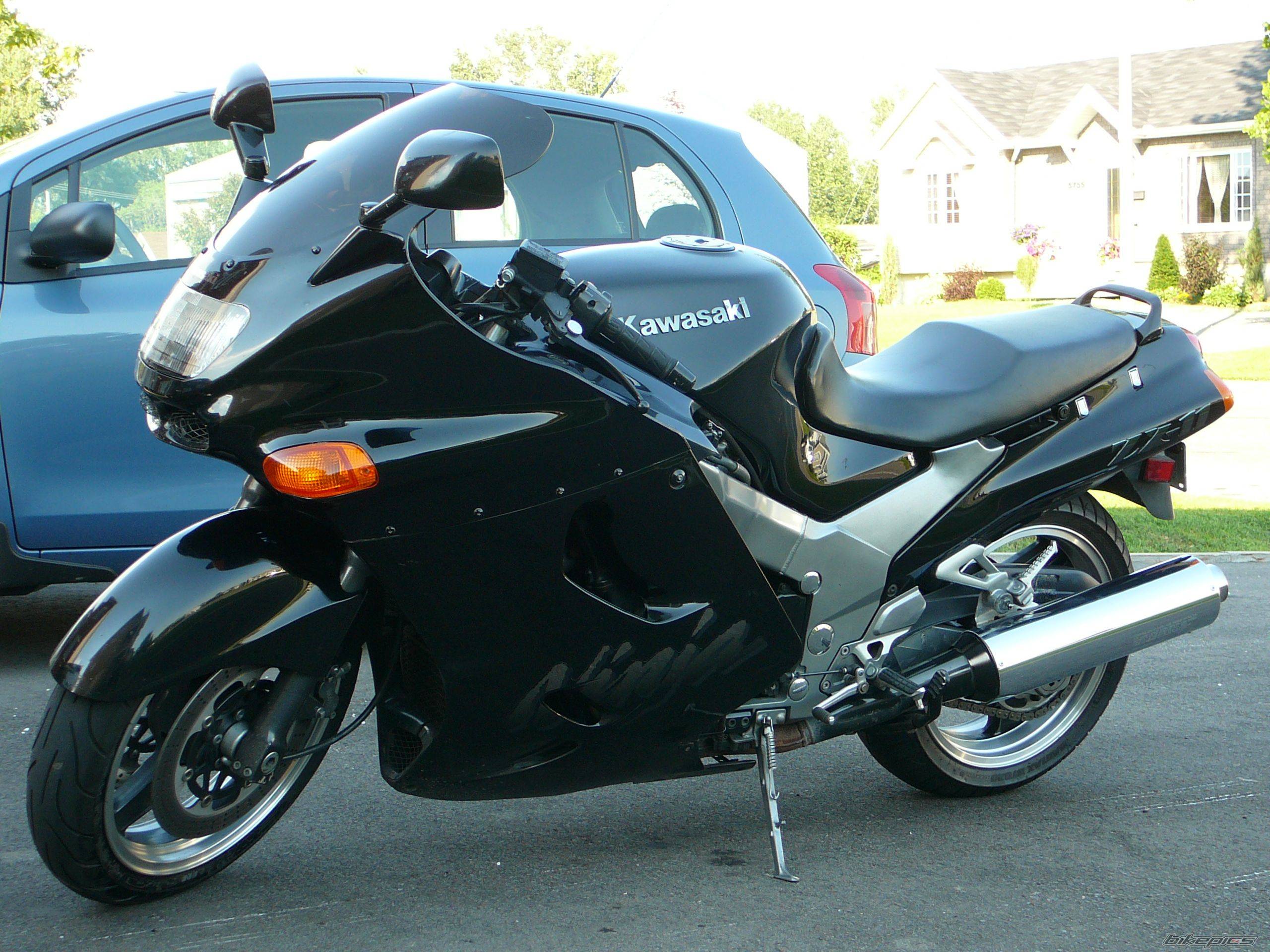 Кавасаки ЗЗР 1000
