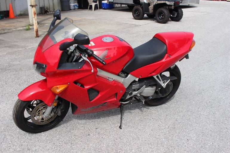 Дистанционный осмотр мотоцикла перед покупкой. honda vfr 800. | путешествия на мотоцикле и не только