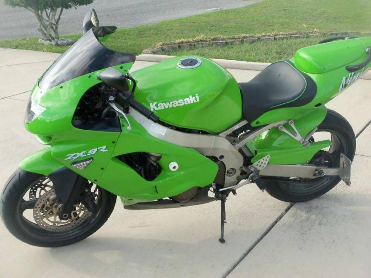 Kawasaki ninja zx-9r (zx900b, zx900c, zx900e, zx900f): review, history, specs - bikeswiki.com, japanese motorcycle encyclopedia