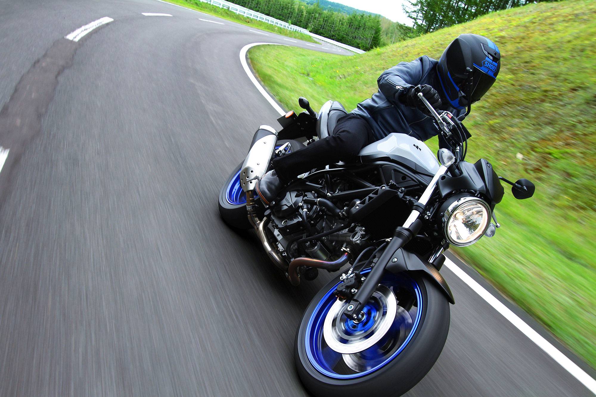 Подробный и непредвзятый обзор suzuki v-strom 650 abs  - maximoto.by