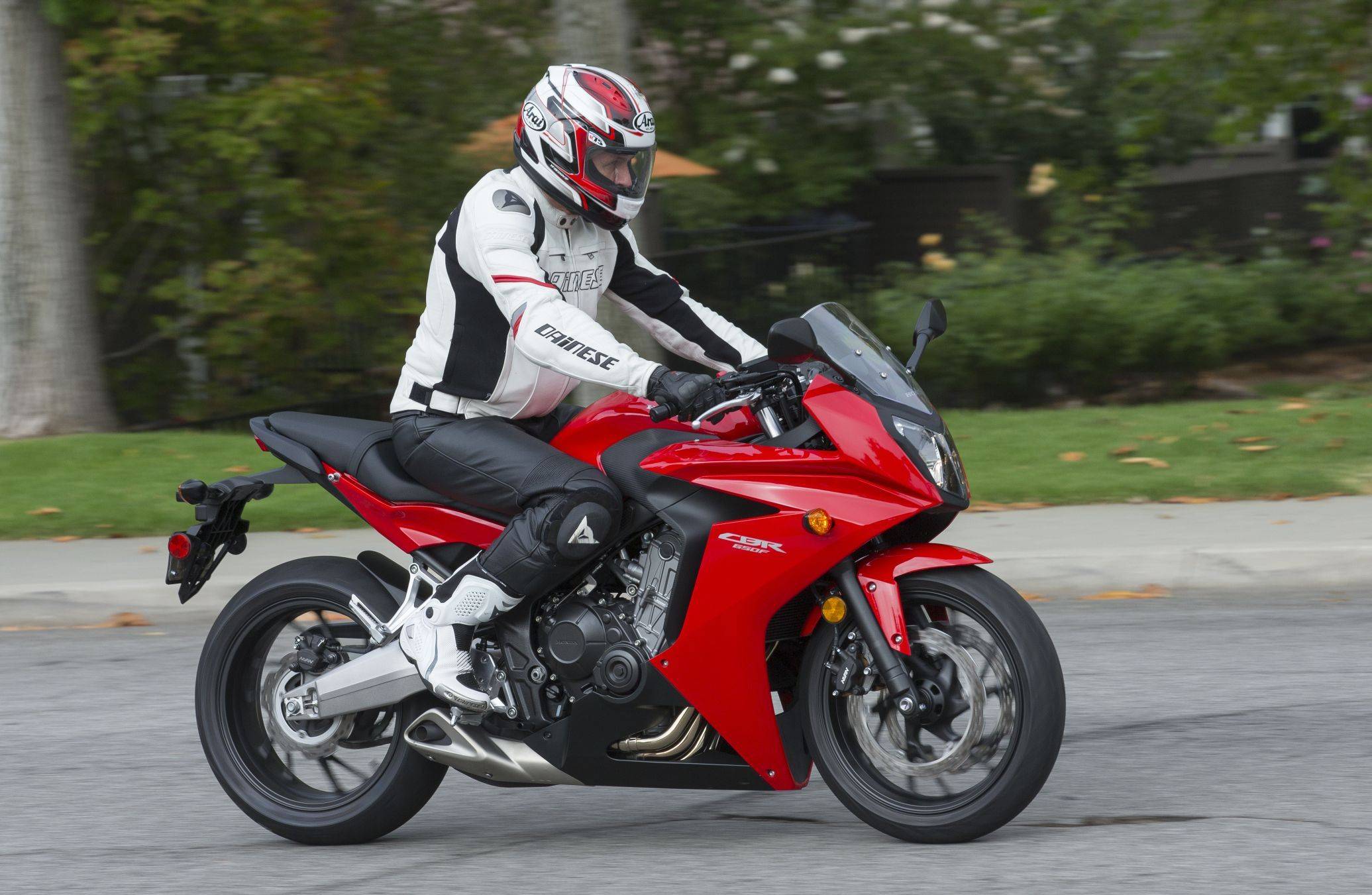 Тест-драйв мотоцикла honda cbr600f от издания "за рулём".