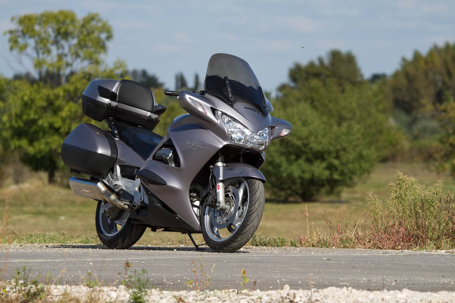 Honda pan european 1300: характеристики и фото