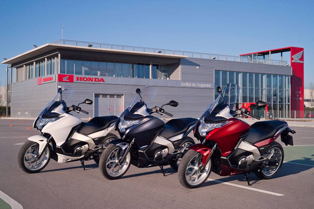 Honda nc700d интегра