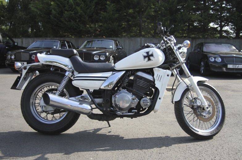 Kawasaki el250 eliminator (se, lx, hs): review, history, specs - bikeswiki.com, japanese motorcycle encyclopedia
