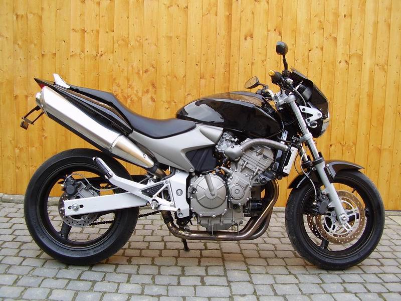 Мотоцикл honda hornet 250: полный обзор, технические характеристики, отзывы