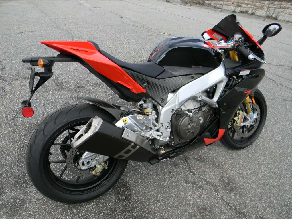 Обзор aprilia rs 50: один из лучших в категории «псевдобайков» или нет? | ru-moto