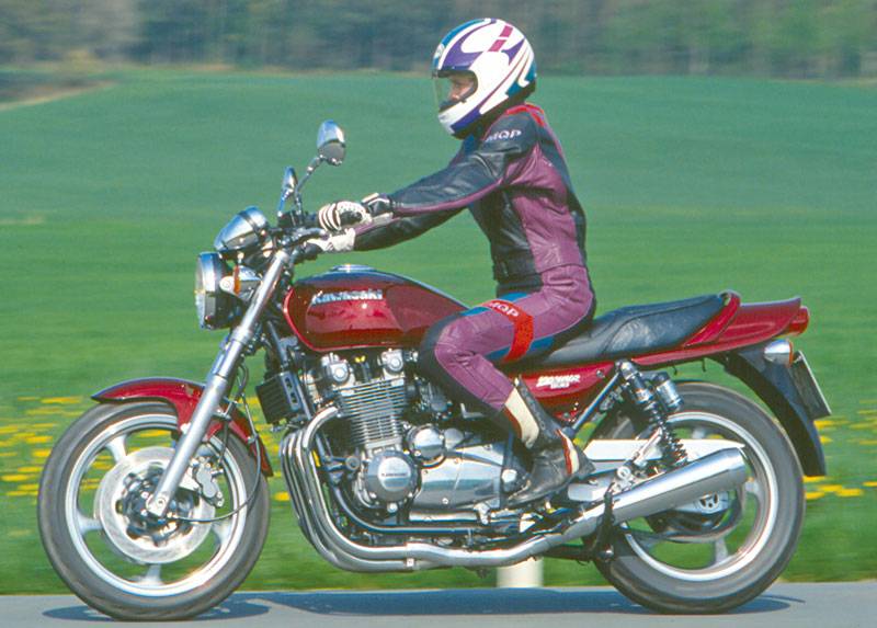 Мотоцикл kawasaki zephyr 750 (zr-750) - старый добрый классический байк | ⚡chtocar