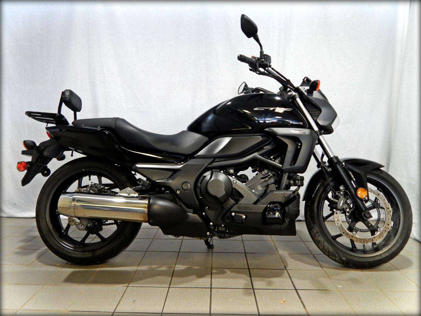 Обзор мотоцикла honda ctx700 / ctx700n