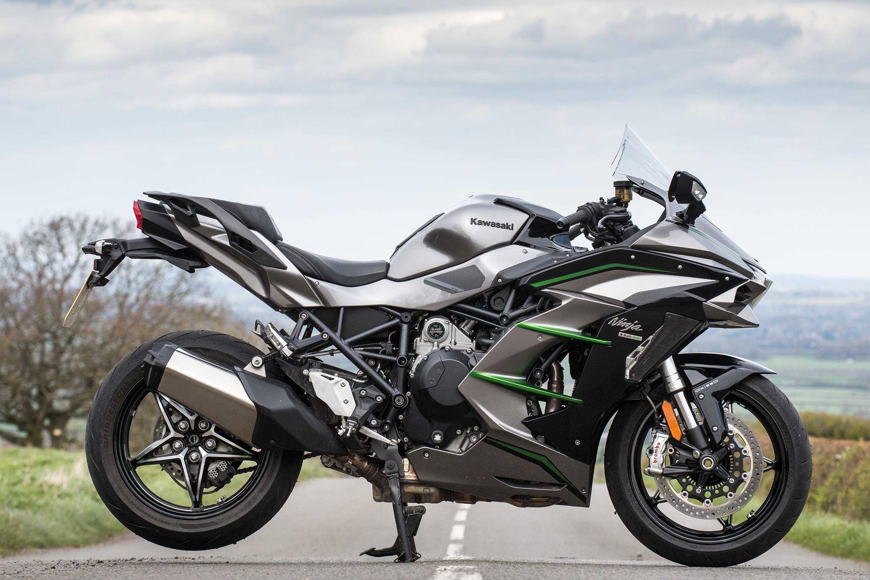 Мотоцикл kawasaki ninja h2