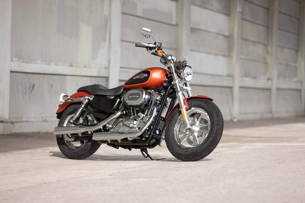 Harley-davidson xl sportster 1200 custom 2011 | about motorcycles