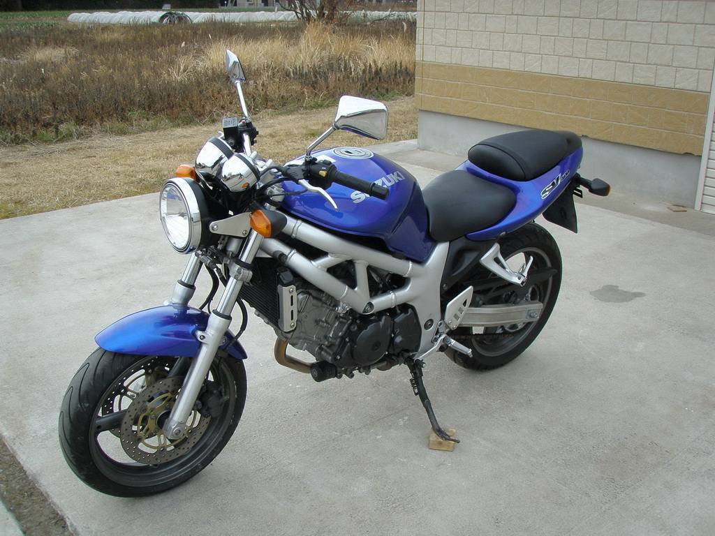 Suzuki sv 400