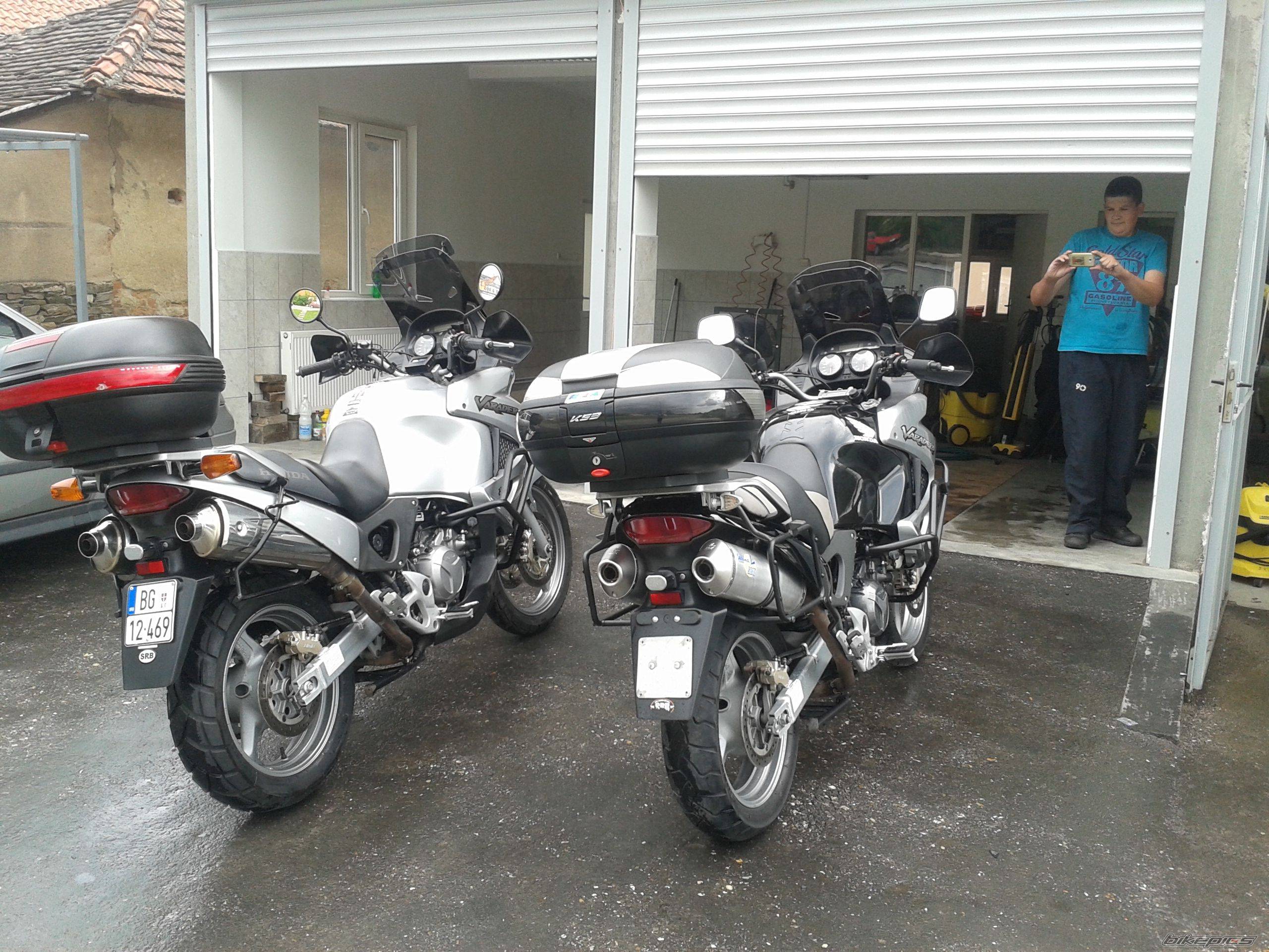 Honda xl 1000 v varadero - обзор, технические характеристики | mymot - каталог мотоциклов и все объявления об их продаже в одном месте