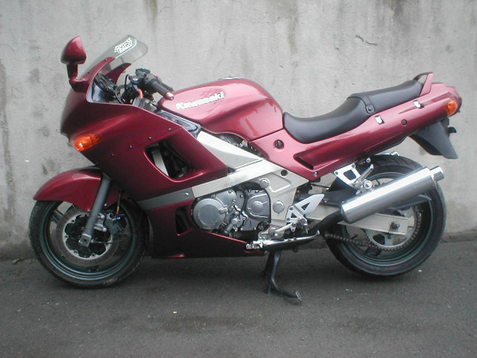 Kawasaki zzr 400. обзор и технические характеристики.