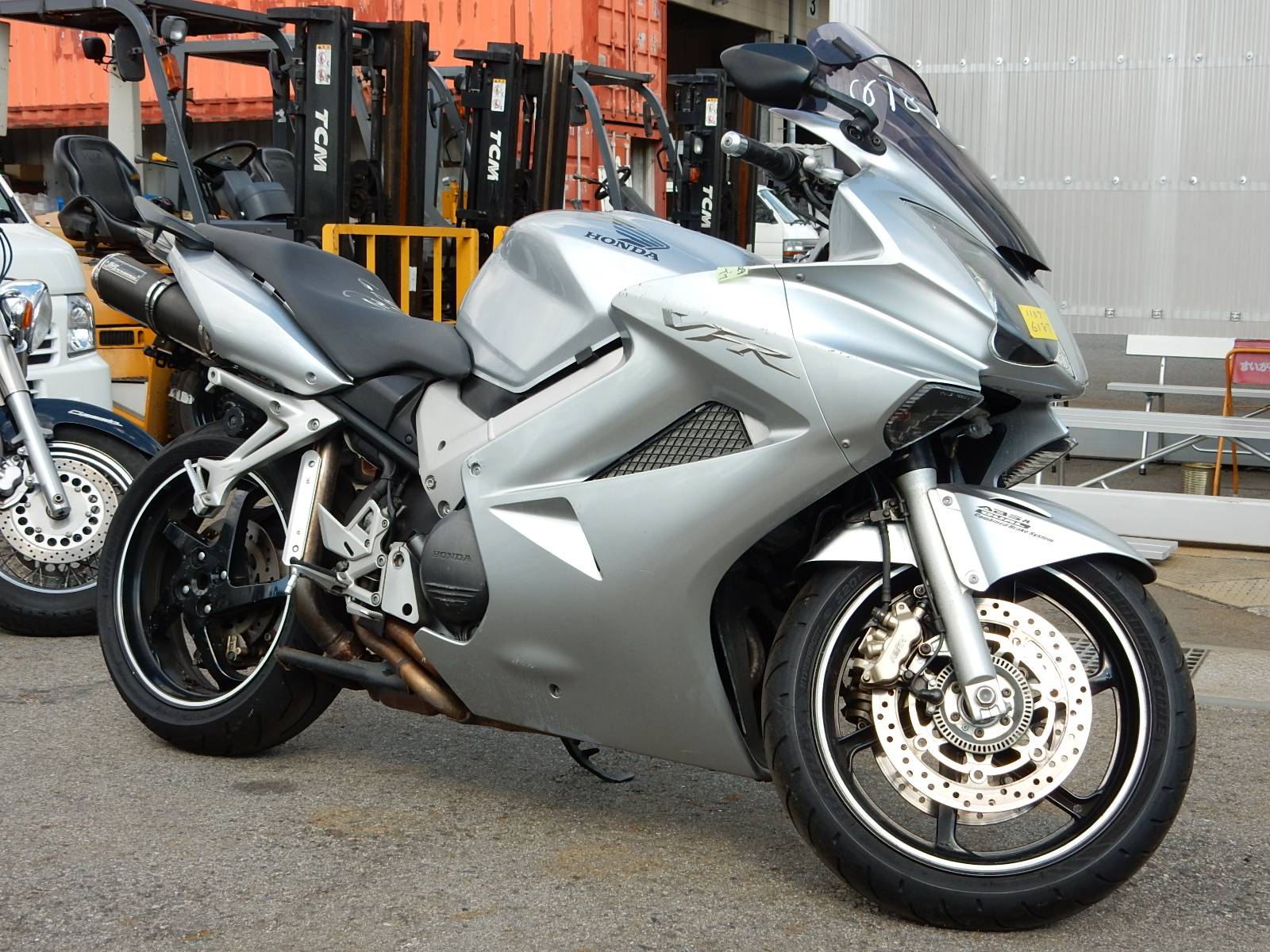 Honda vfr800f (interceptor): review, history, specs - bikeswiki.com, japanese motorcycle encyclopedia
