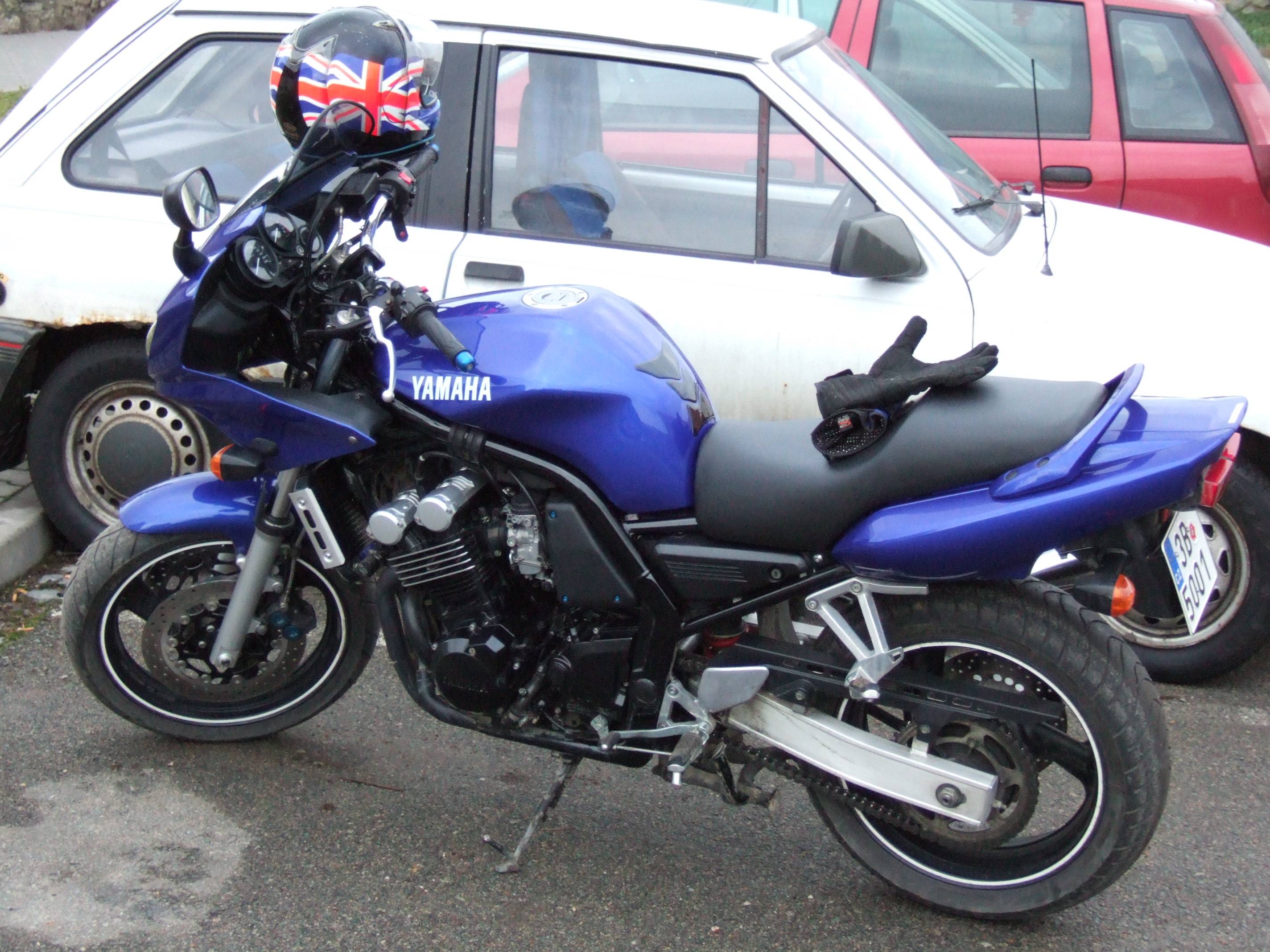 Fzs 600