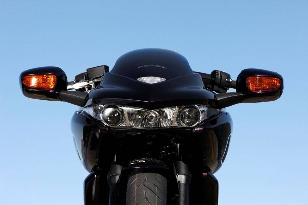 Тест-драйв: honda dn-01 (2009) – деклассированный элемент