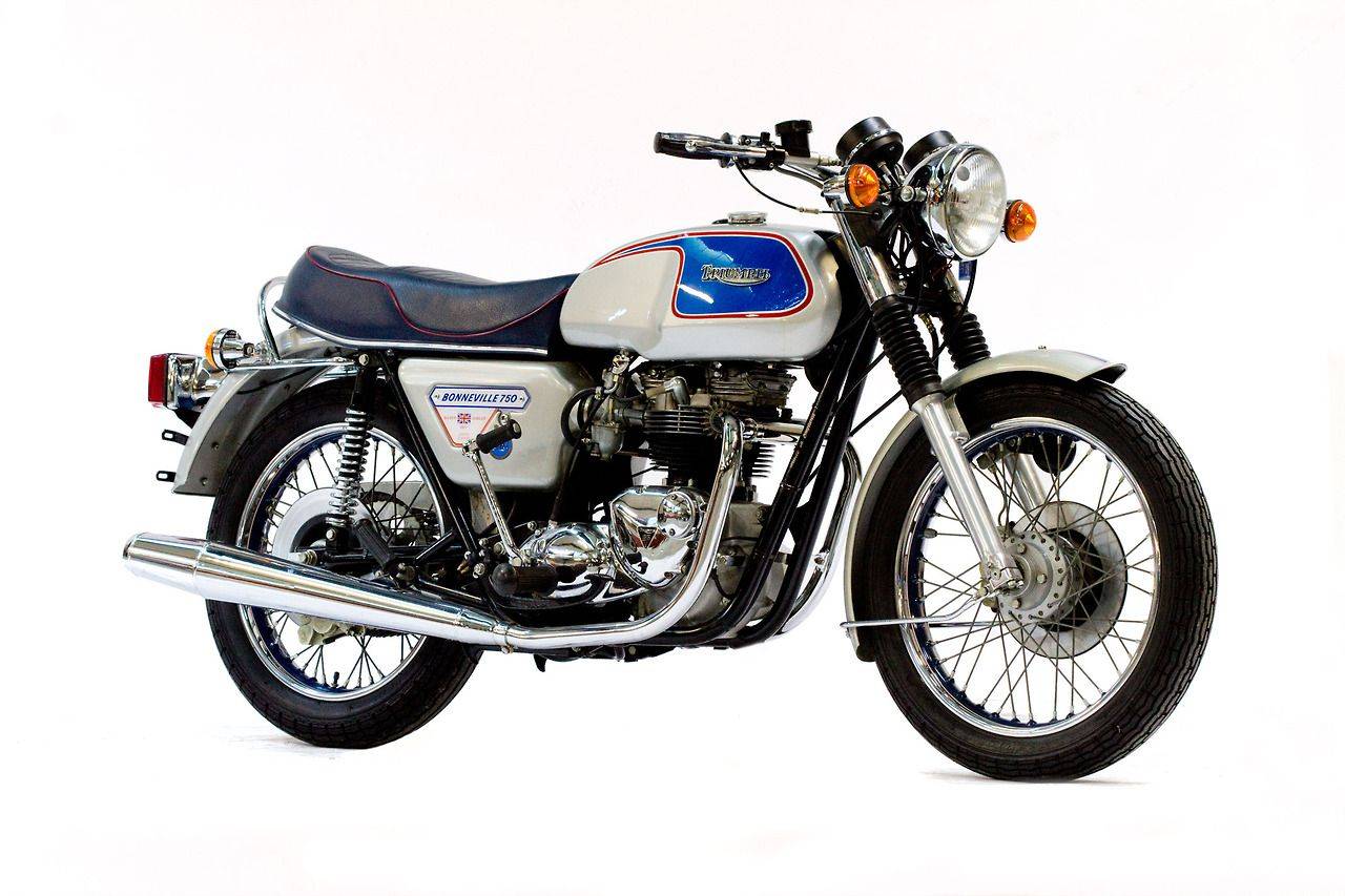 Мотоцикл triumph bonneville 750 t140v silver jubilee (1977)
