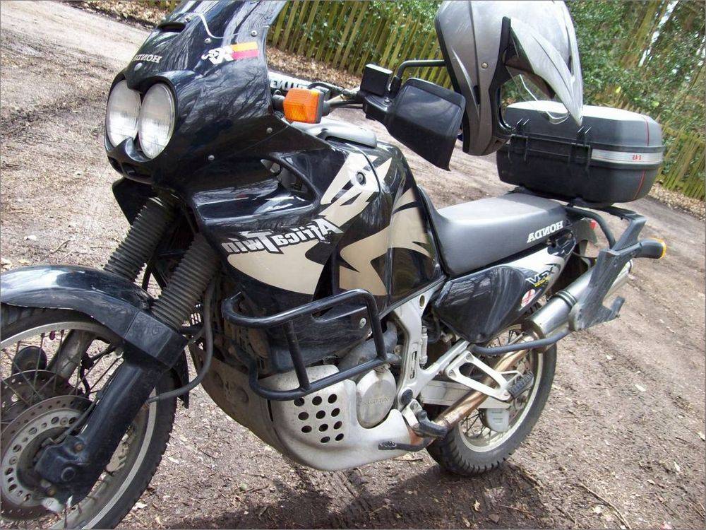 Обзор мотоцикла honda xl v transalp — bikeswiki - энциклопедия японских мотоциклов