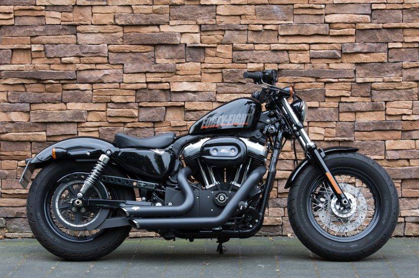 Harley-davidson sportster iron 883 vs sportster forty eight (48) - viking bags