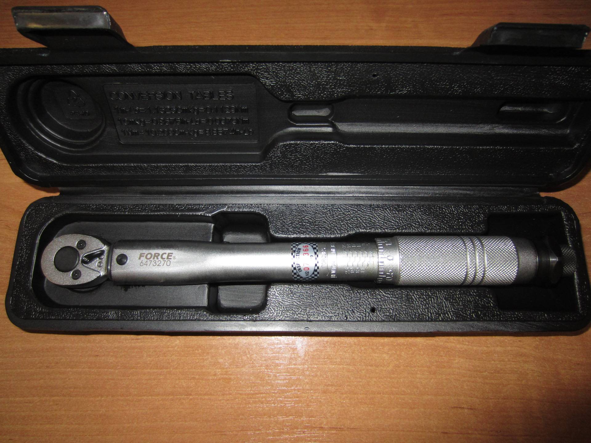 Динамометрический ключ force