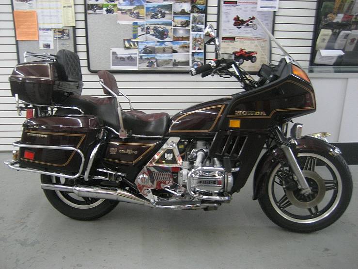 Honda gl1100 gold wing: review, history, specs