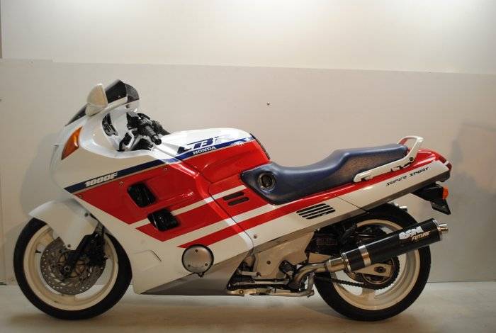 Мотоцикл honda cbr 1000 f 1989