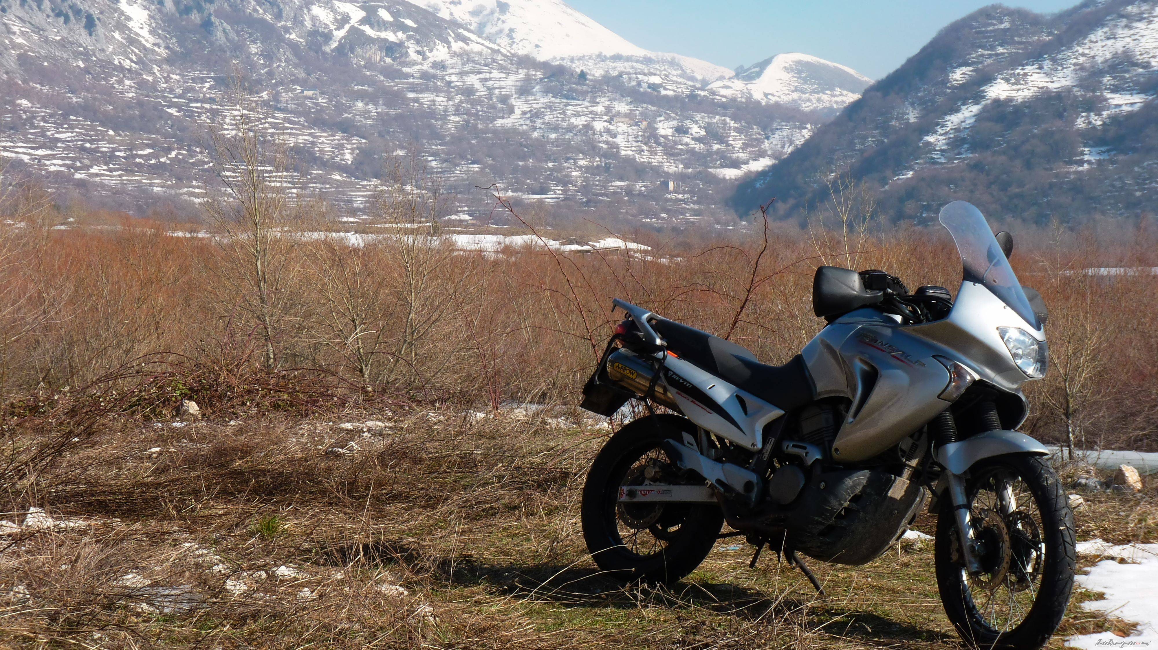 Мотоцикл ямаха xt 660 r - оставила заметный след в индустрии | ⚡chtocar