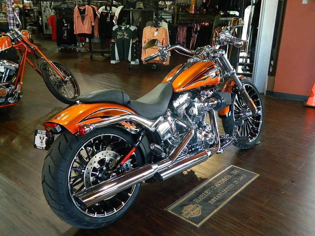 Обзор мотоцикла harley-davidson cvo street glide 2015