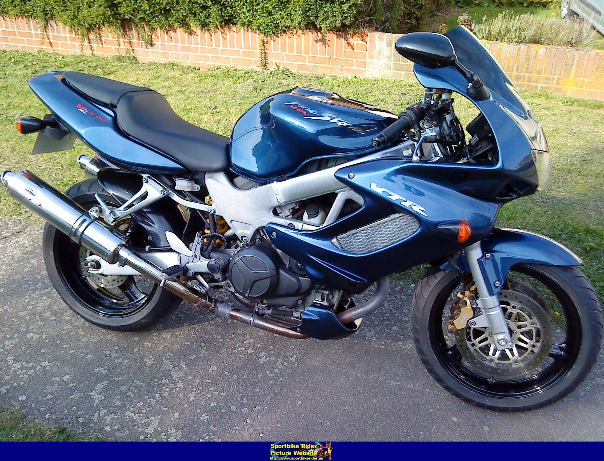 Мотоцикл honda vtr1000 f 2002: рассмотрим детально