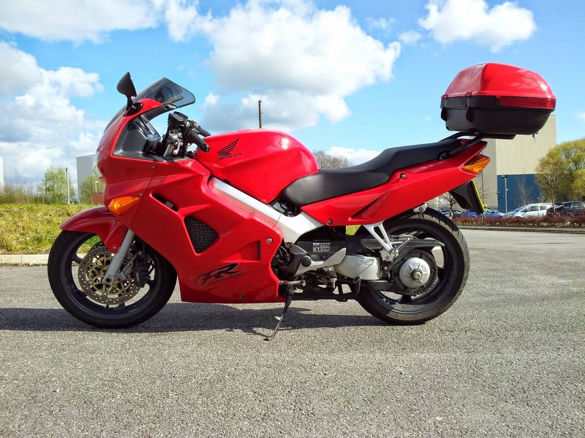Honda vfr800
