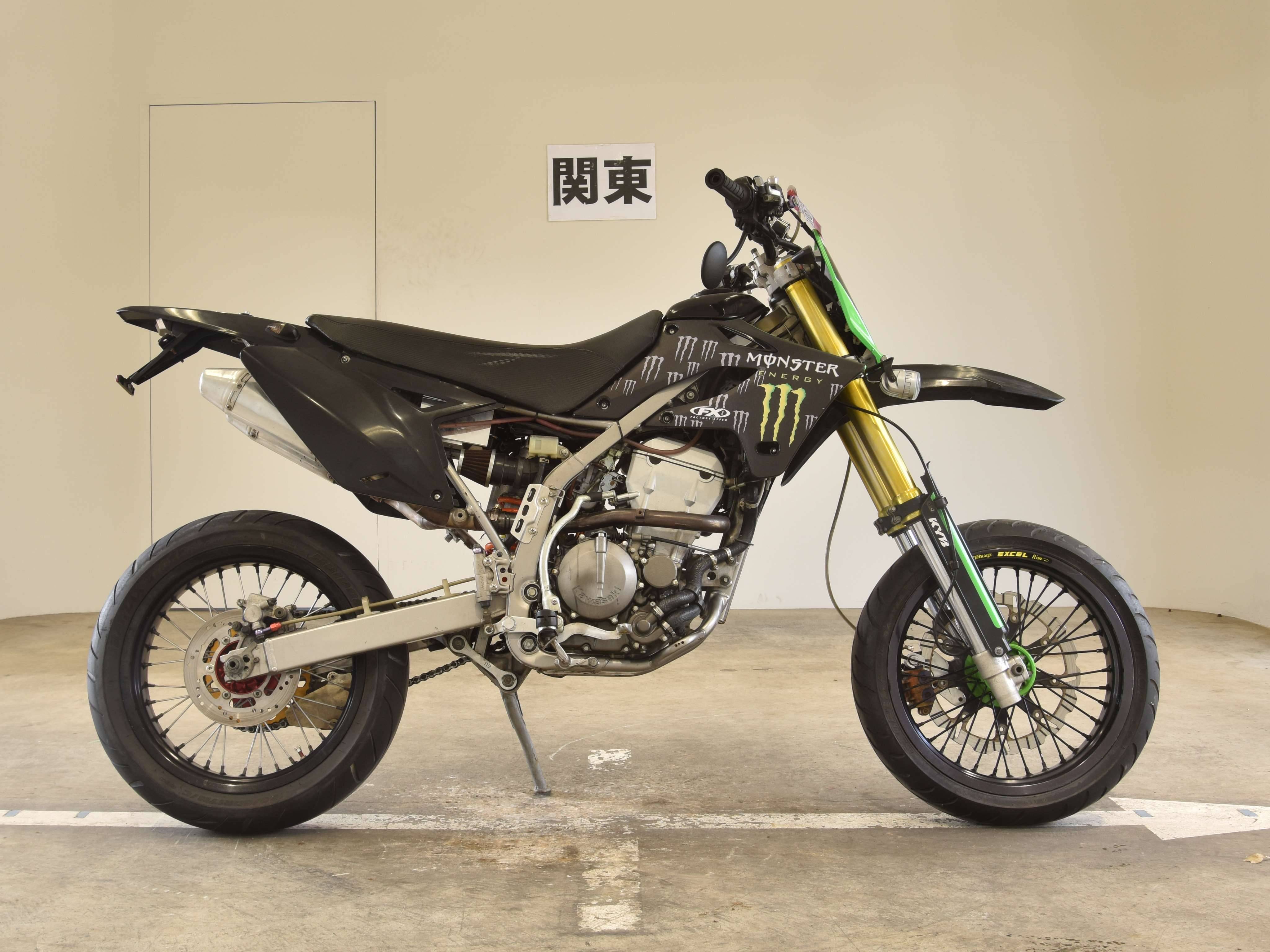 Мотоцикл kawasaki d-tracker x: разъясняем со всех сторон