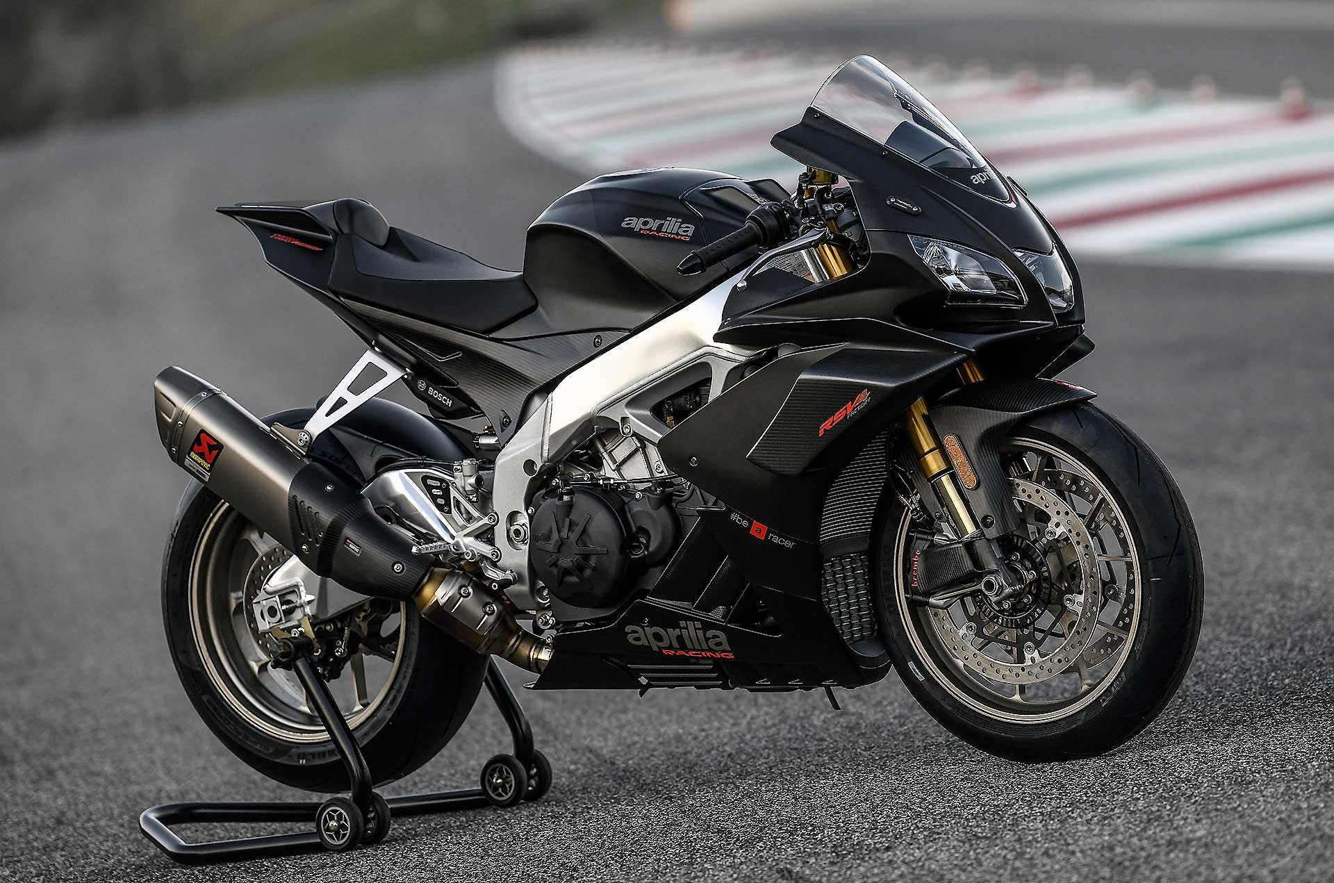 Motorcycle: aprilia - rsv4 1100 factory(2019) sport specifications, characteristics and information
