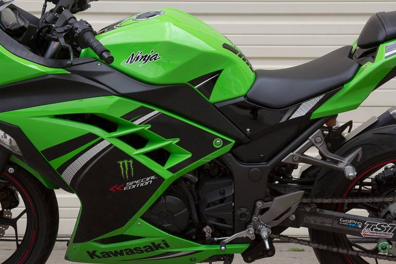 Kawasaki ninja 300 (ex300a, ex300b): review, history, specs - bikeswiki.com, japanese motorcycle encyclopedia