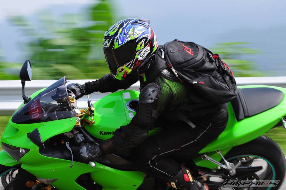 Kawasaki ninja zx 9r технические характеристики. отзыв kawasaki zx9r (1998 г.). сравнение с предшественником