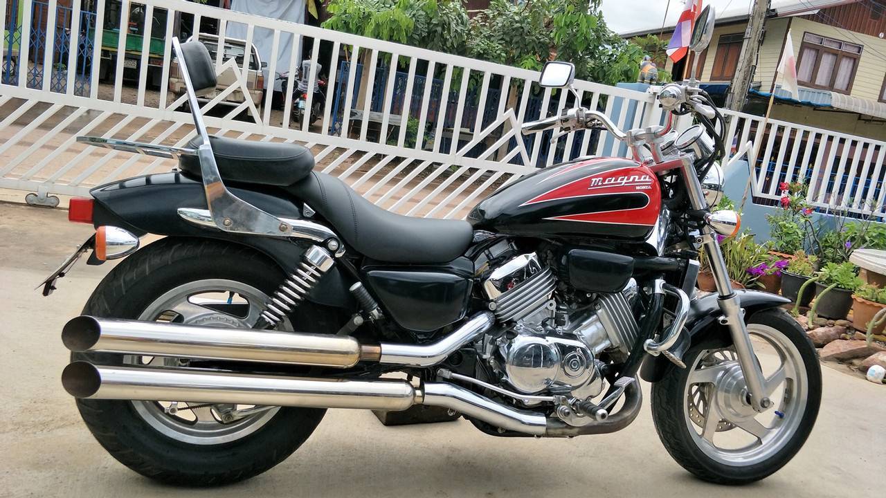 Honda vf750 magna: review, history, specs